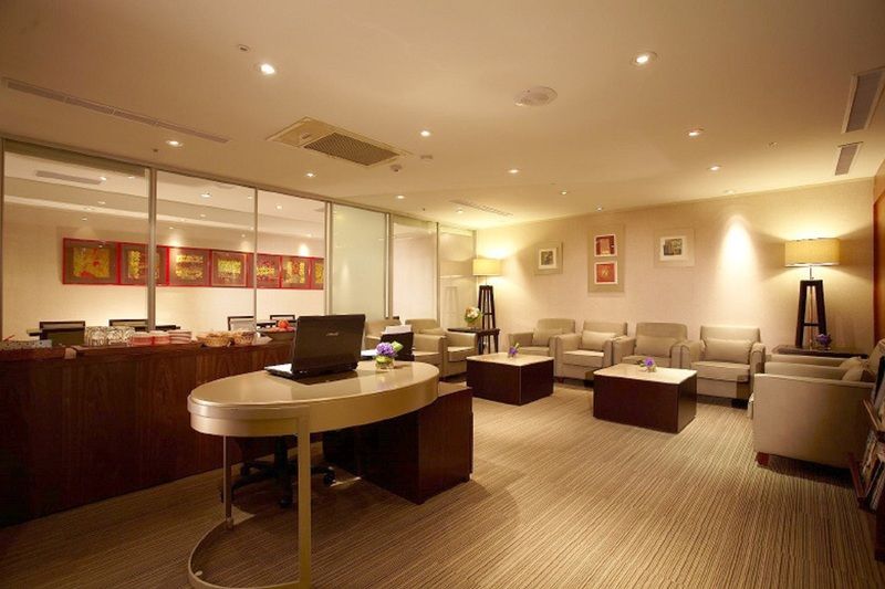 Hotel Royal-Nikko Taipei Exterior photo