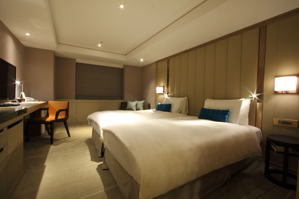 Hotel Royal-Nikko Taipei Exterior photo